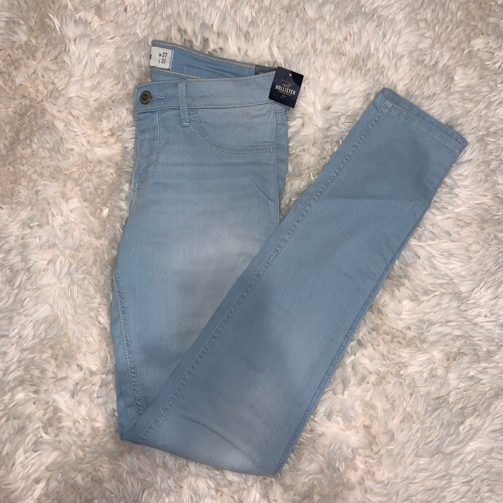 Hollister light wash jeggings